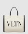 VLTN 캔버스 쇼퍼백
