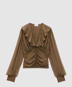 실크 크레이프 모슬린 소재의 블라우스