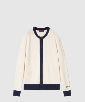 인타르시아가 있는 코튼 카디건