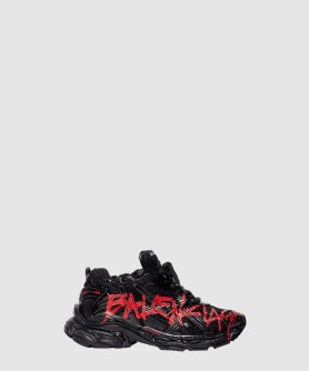 러너 스니커즈 677403