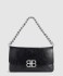 BB 소프트 미디엄 숄더백 748596